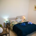 Xenia 4*
